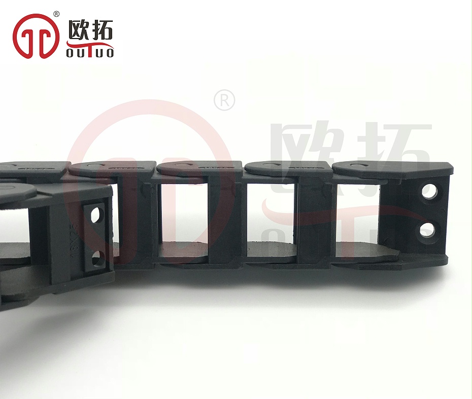 歐拓手輪廠家專(zhuān)業(yè)制造內(nèi)波手輪,背波紋手輪,橢圓拉手,膠木拉手,方形拉手